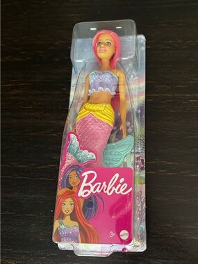 Mattel Barbie Dreamtopia Mermaid Doll vibrant pink hair